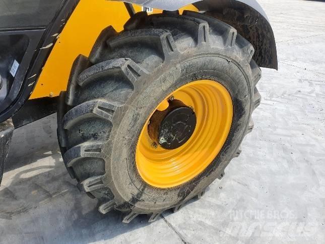 JCB 531-70 - BC24 Телескопични товарачи