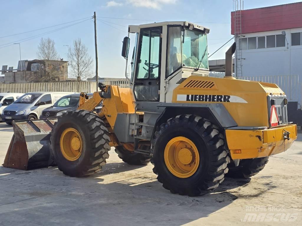 Liebherr L522 Колесни товарачи