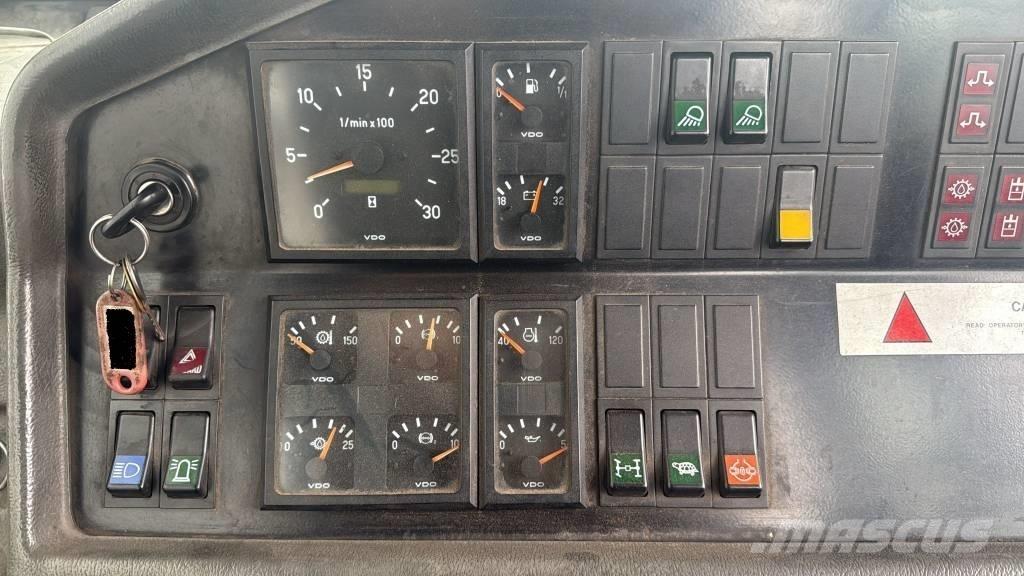 Kalmar TRX 182 Терминални трактори