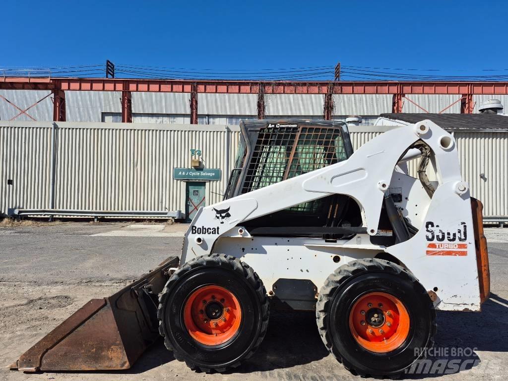 Bobcat S 300 Мини товарачи
