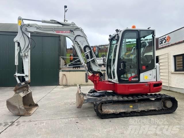 Takeuchi TB 257 FR Мини екскаватори < 7 т