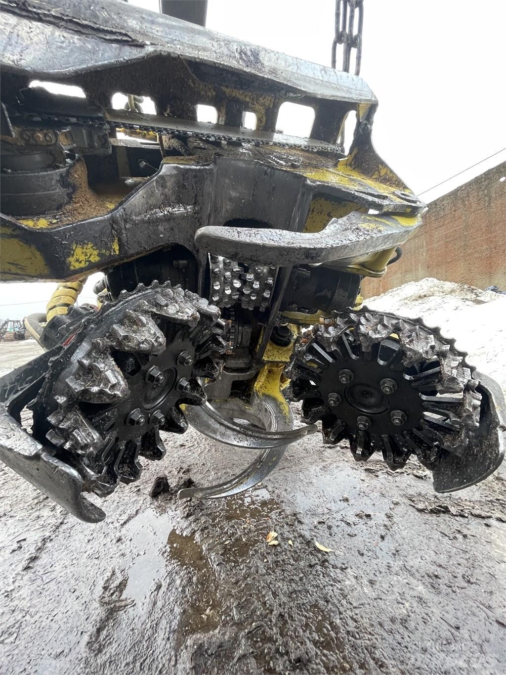John Deere 1070G Харвестери
