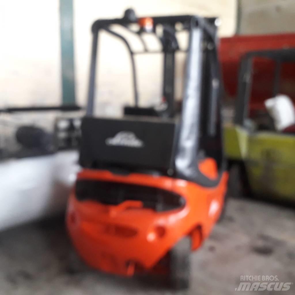Linde H18d Ретрак/ Високоповдигач с изместване на вилката напред