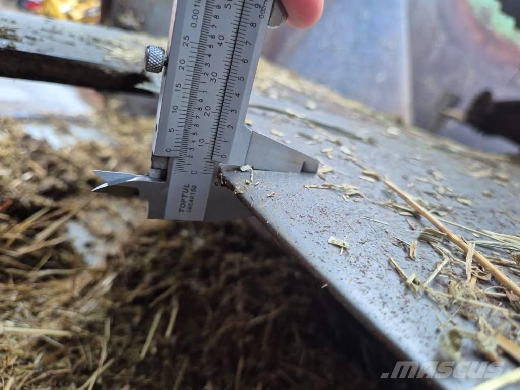 Samasz Optifeed 1800 Миксер Фидери