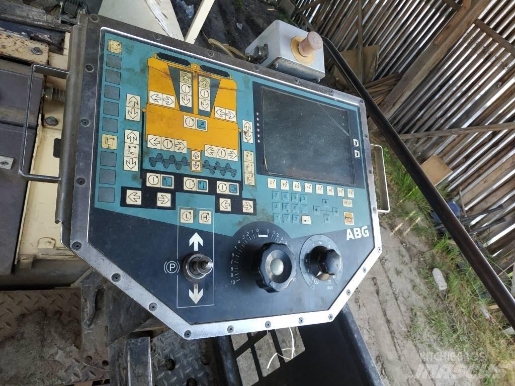 ABG Titan 125 Машини за асфалт