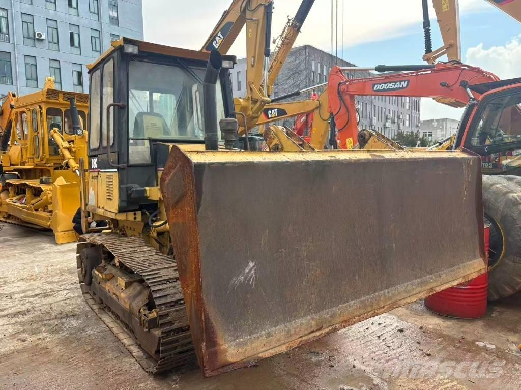CAT D3C Верижни булдозери
