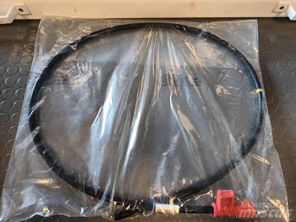 Volvo PIPE 21872077 Транспорт - Други