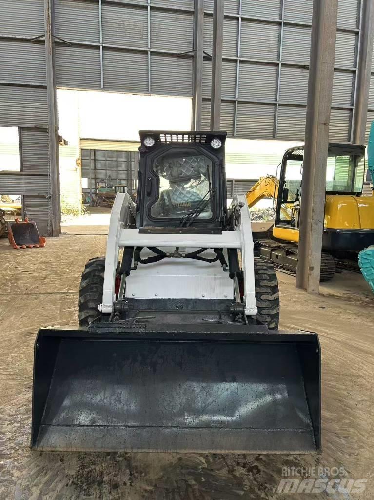 Bobcat S130 Мини товарачи
