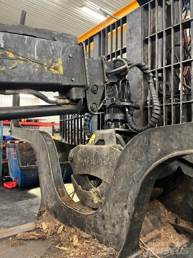 John Deere 1210E Форуардери