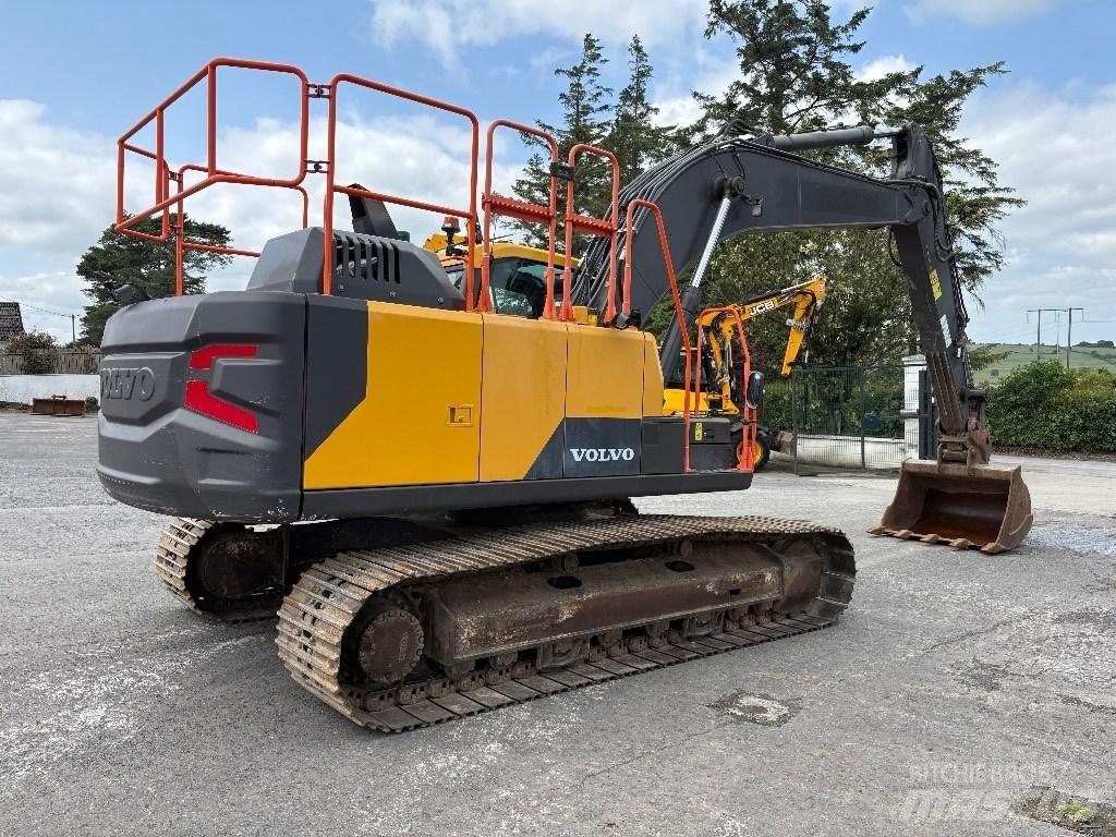 Volvo EC 200 Верижен екскаватор