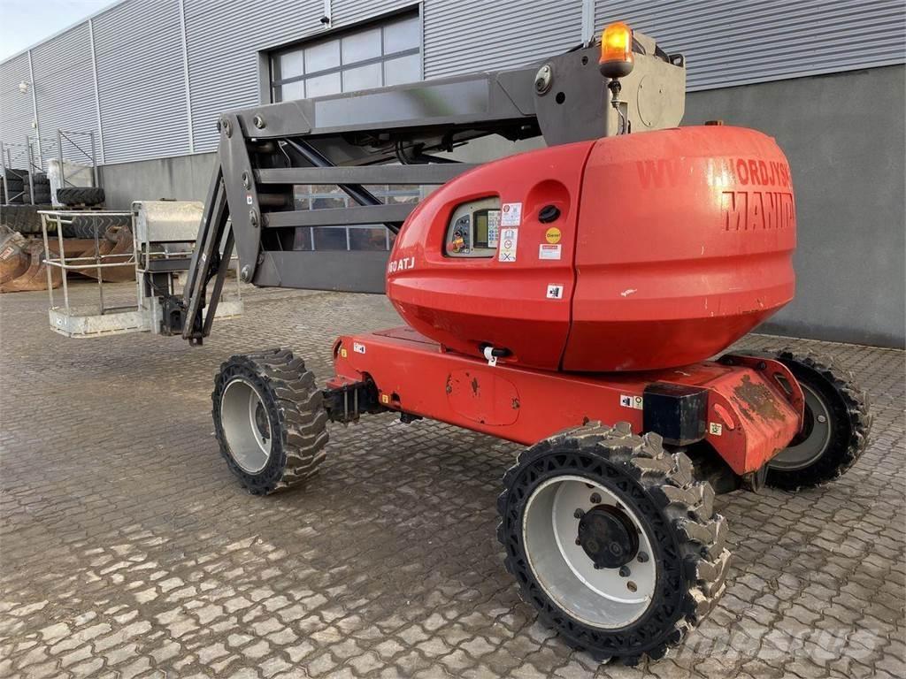 Manitou 160ATJ RC Съчленени стрелови подемници