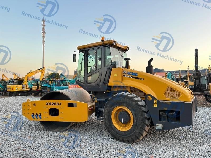 XCMG XS263J Еднобарабанни ролки
