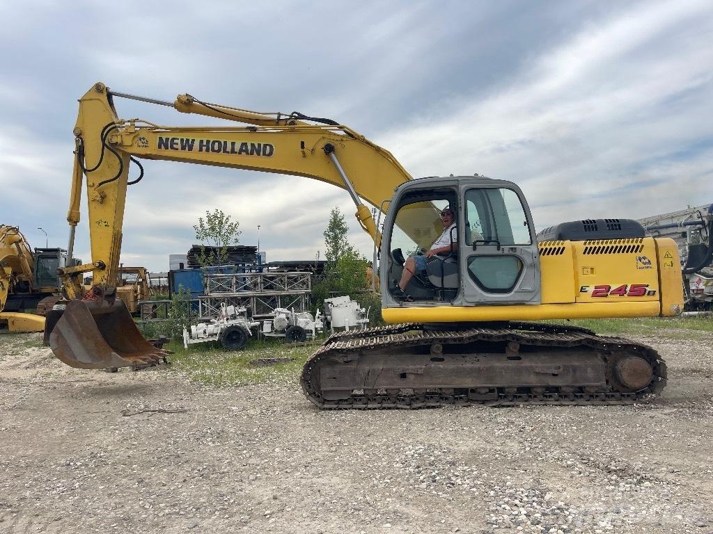 New Holland 245B Верижен екскаватор