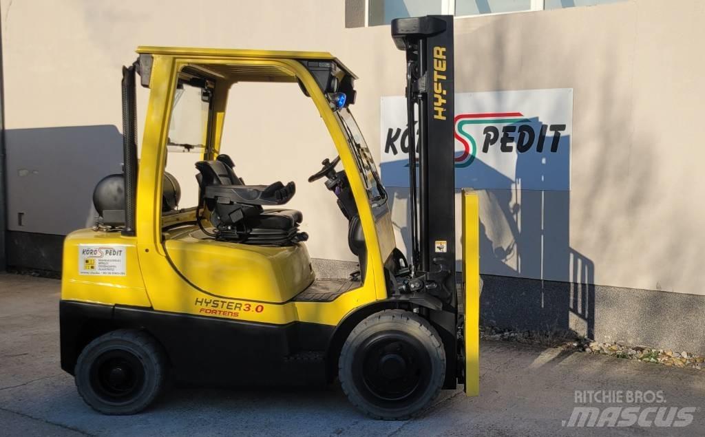 Hyster H 3.00 FT Камиони с АГУ