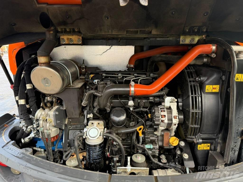 Doosan DX 57 W Колесни екскаватори