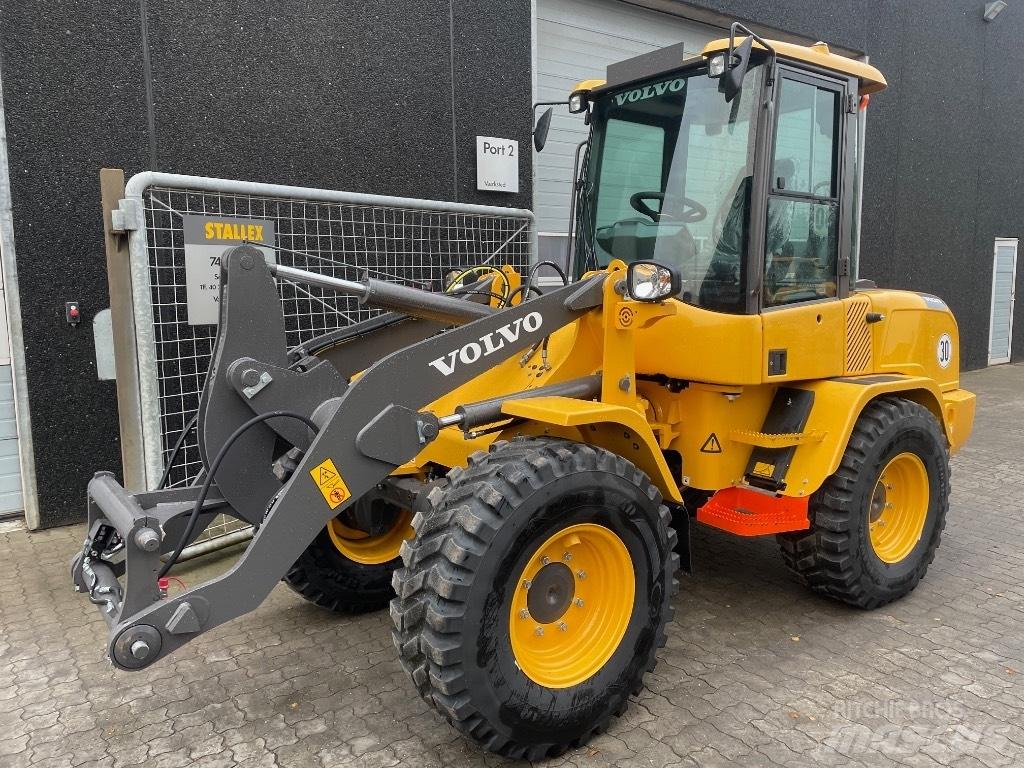 Volvo L30GS / HS Мини товарачи