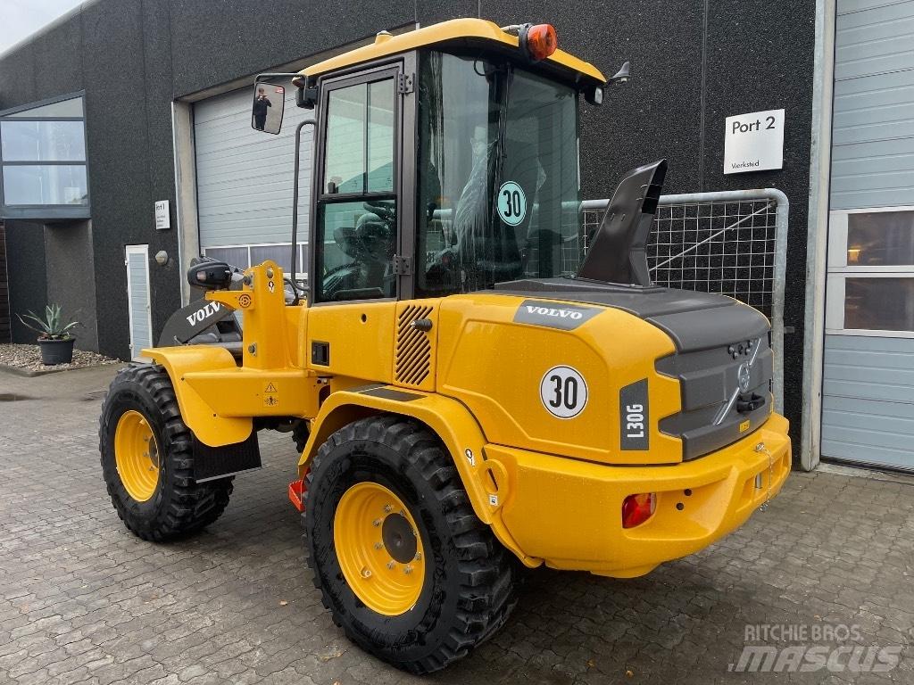 Volvo L30GS / HS Мини товарачи