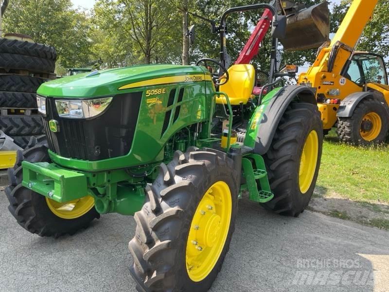 John Deere 5058E Трактори