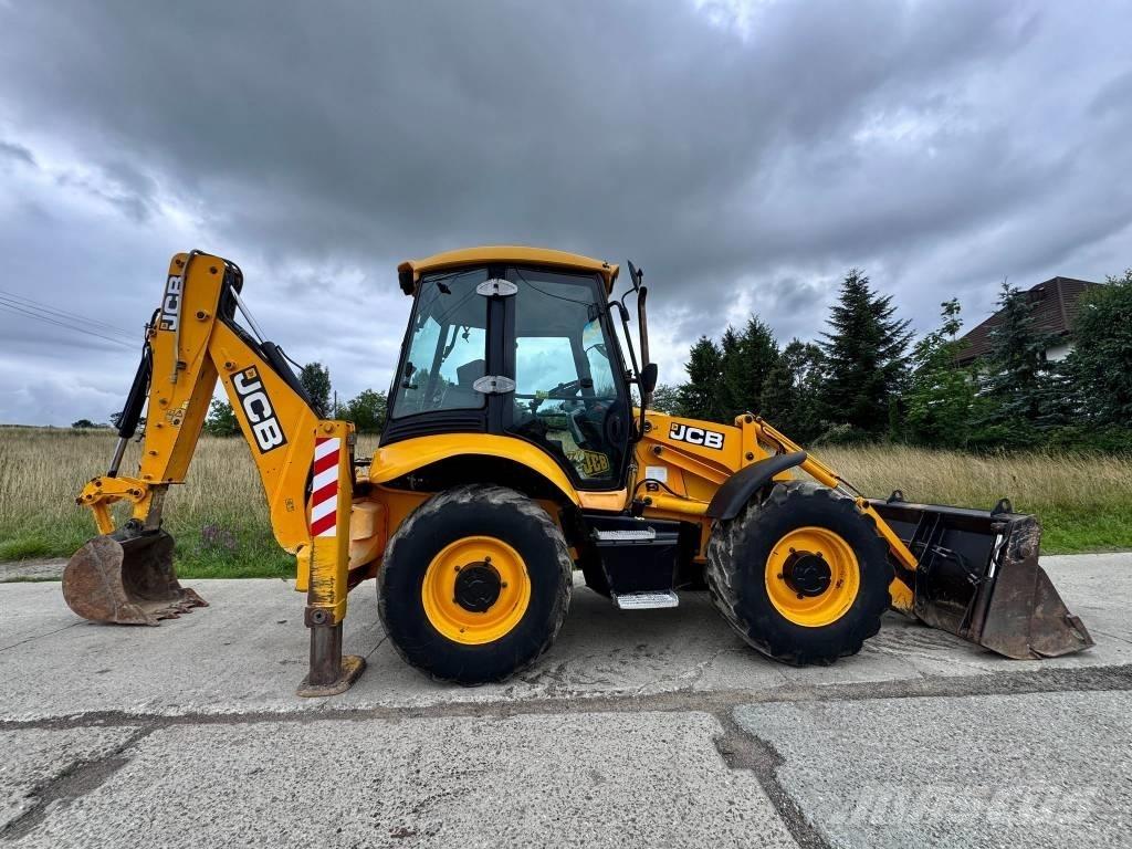 JCB 3 CX Super Товарач със заден ексватор