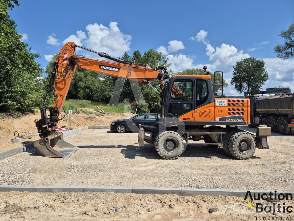 Doosan DX 170 W-5 Колесни екскаватори