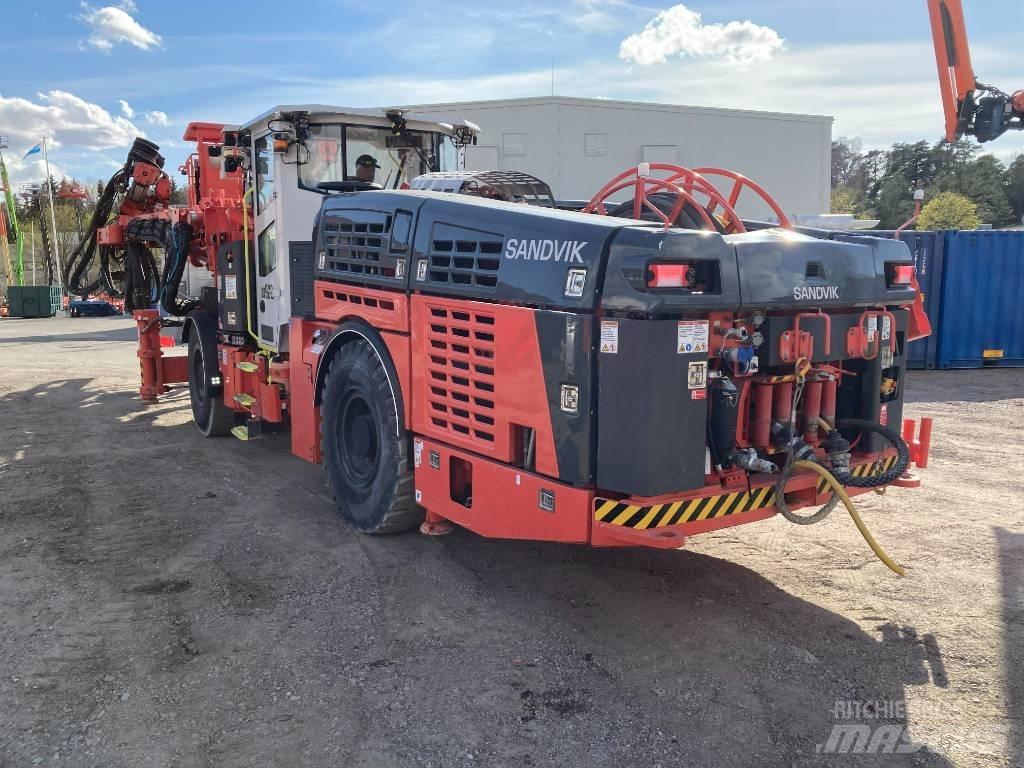 Sandvik DT 922i Други подземни машини