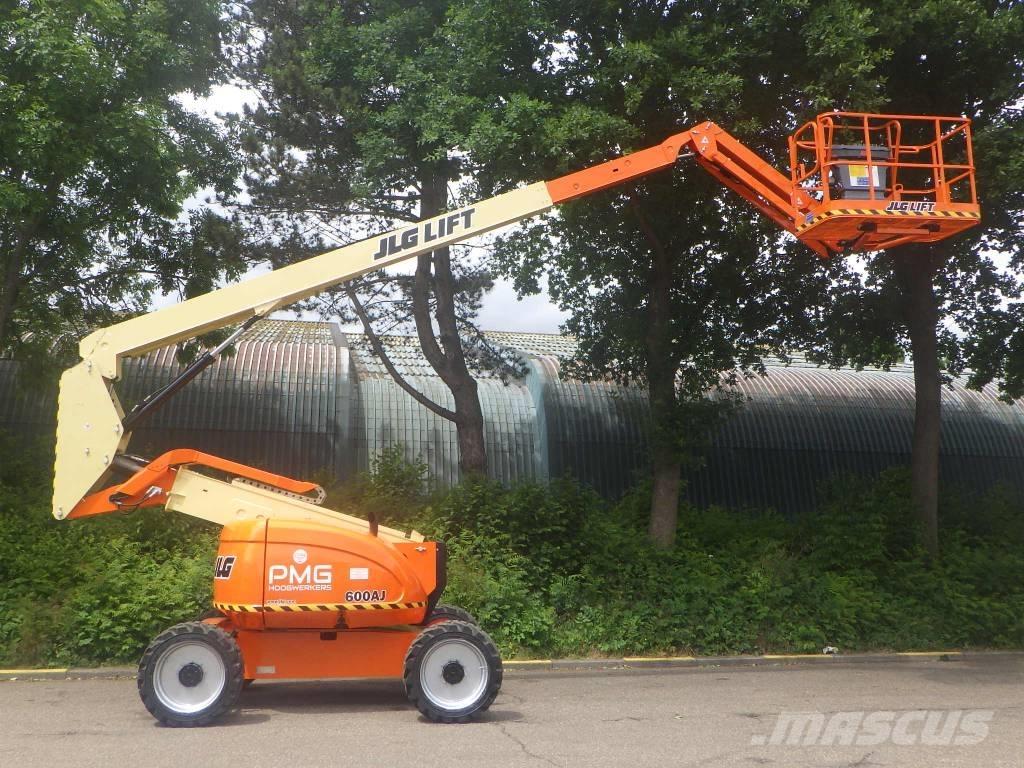 JLG 600AJ Съчленени стрелови подемници