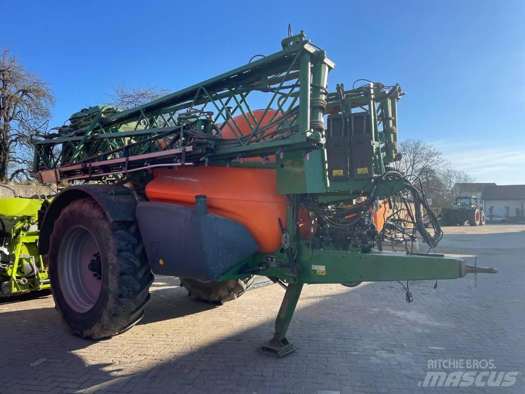 Amazone UX 4200 Прикачни пръскачки
