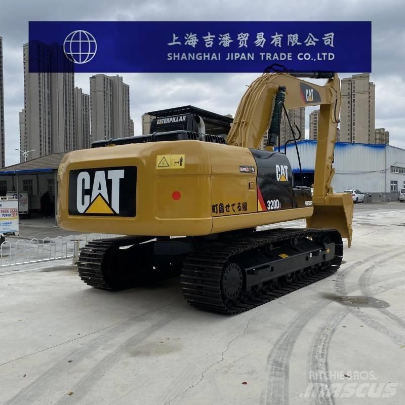 CAT 320 D Верижен екскаватор