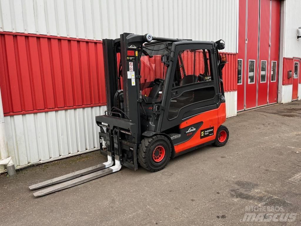 Linde E 25 Електрически вилични кари-повдигачи
