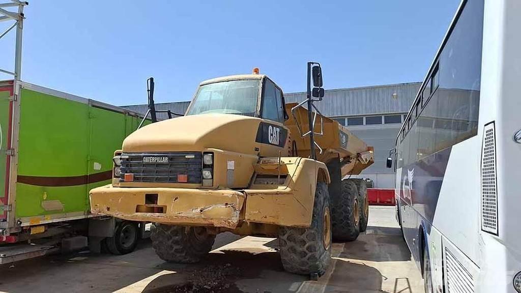 CAT 740 Други