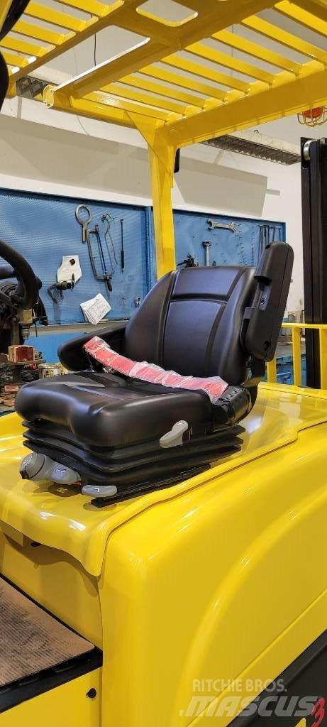 Hyster J3.0XN Електрически вилични кари-повдигачи
