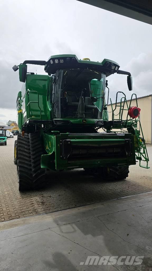 John Deere X9 1100 Комбайни