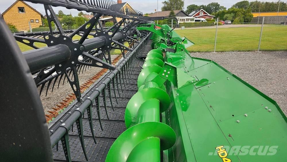 John Deere X9 1100 Комбайни