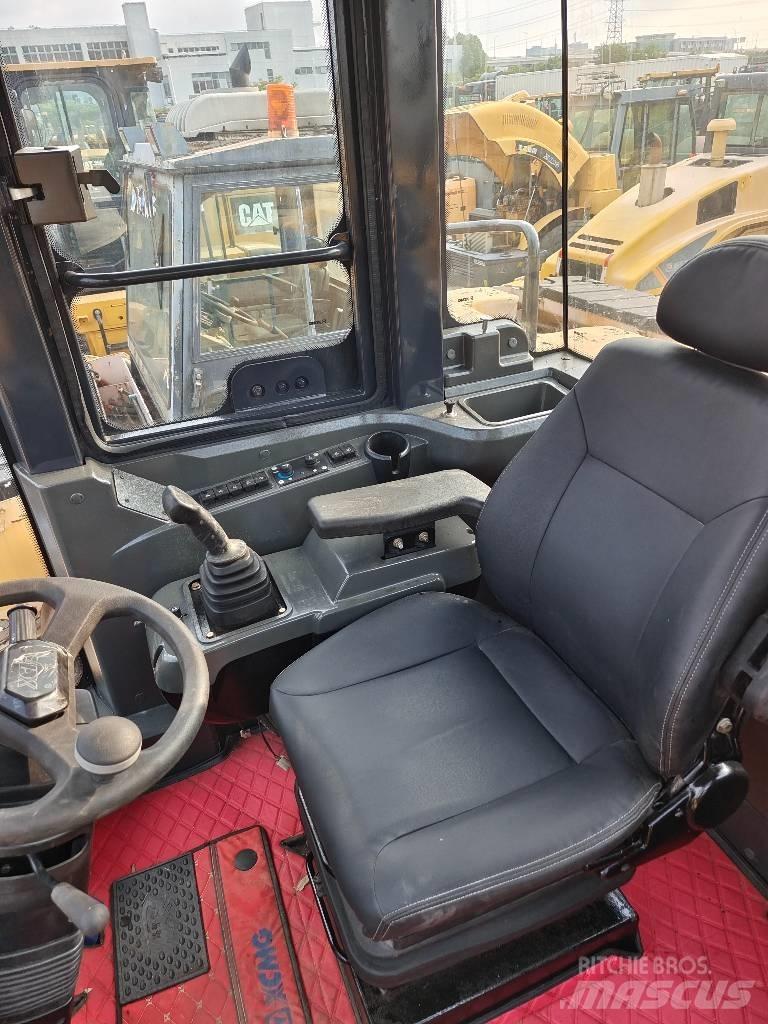 XCMG ZL 50 GN Колесни товарачи