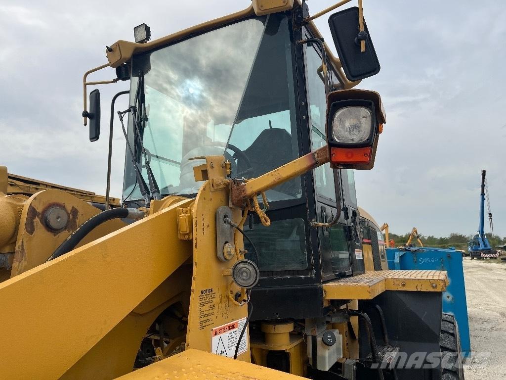 CAT 938 G II Колесни товарачи