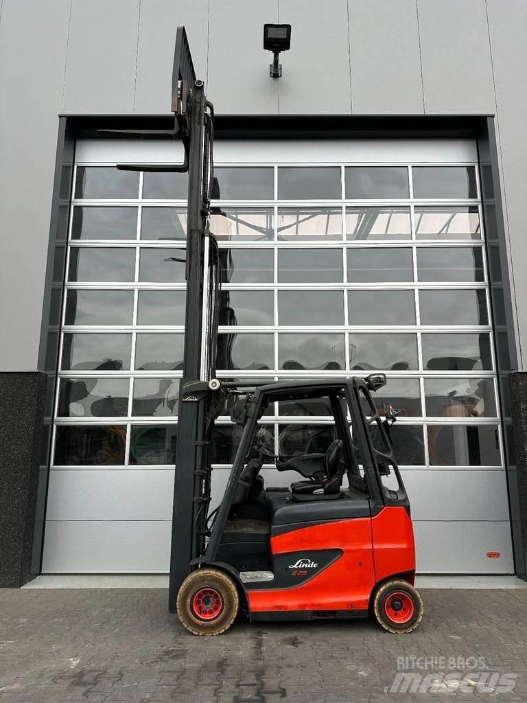 Linde E 25/600 HL Електрически вилични кари-повдигачи