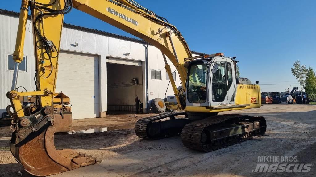 New Holland E 215 B Верижен екскаватор