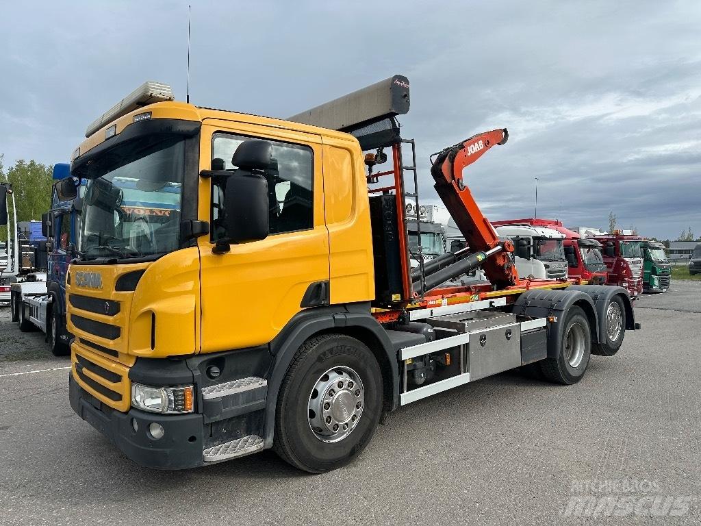Scania P370 6x2*4 Камиони с кран с кука