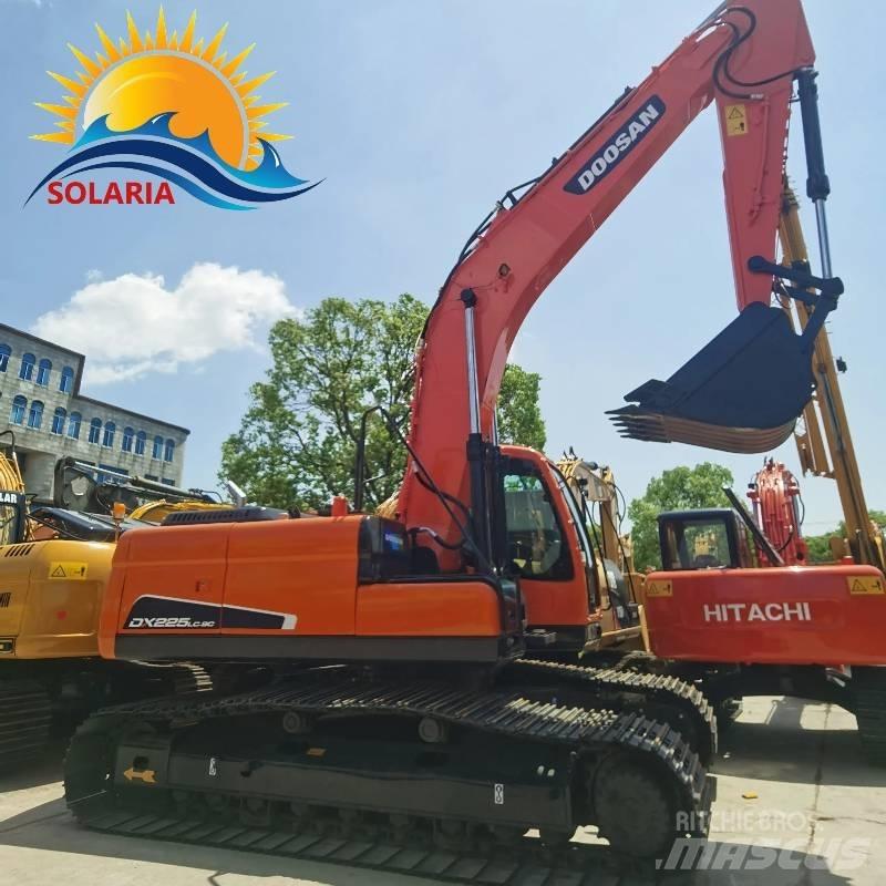 Doosan DX 225 LC Верижен екскаватор