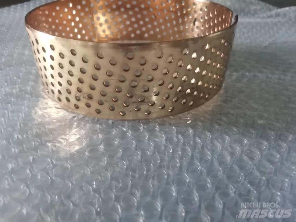 CLAAS Bushing Предаване