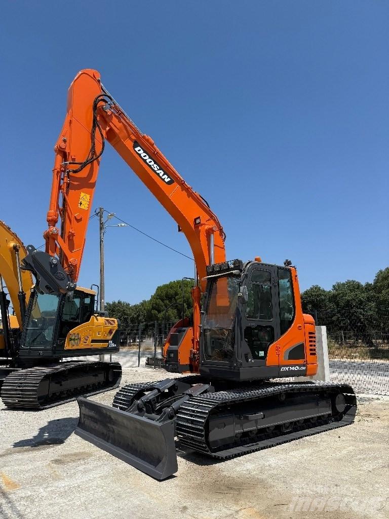  Dossan DX140LCR Верижен екскаватор