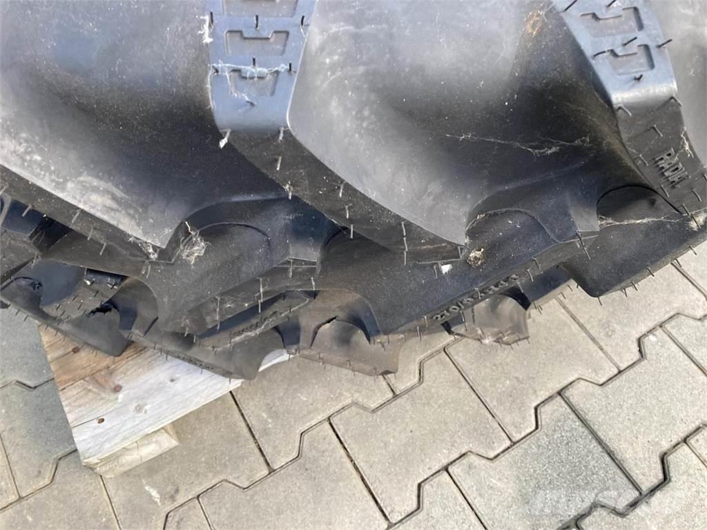 BKT 270/95R46 Колелета/Гуми