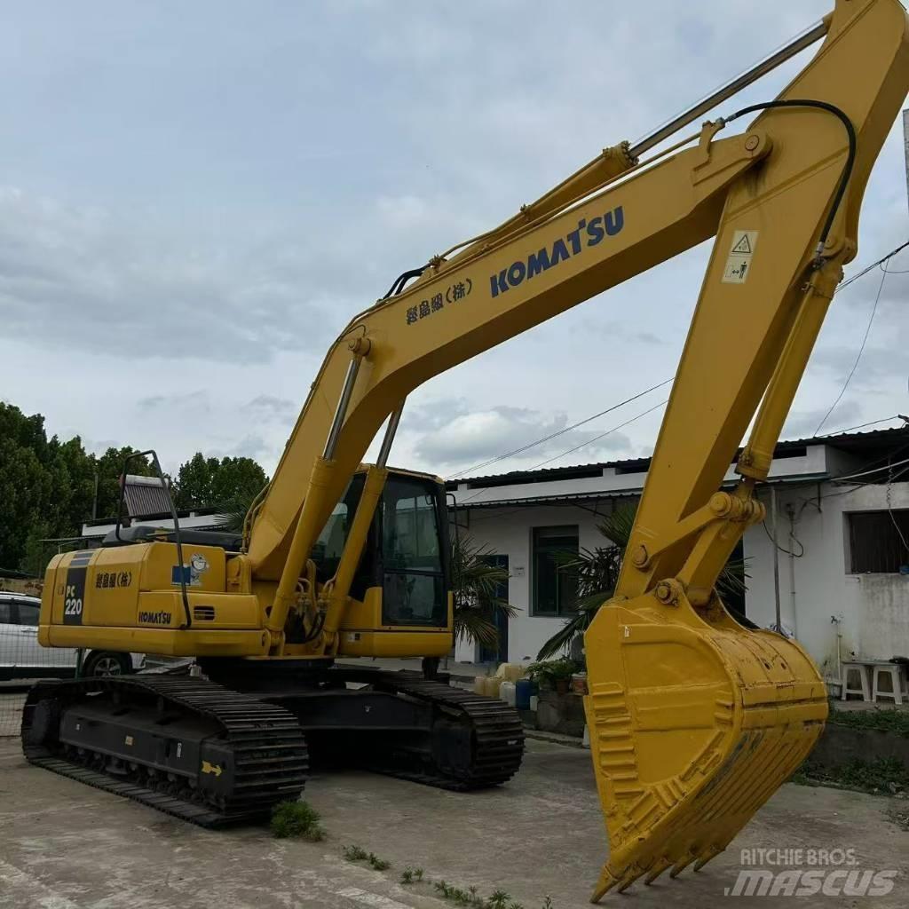 Komatsu 220-7 Верижен екскаватор
