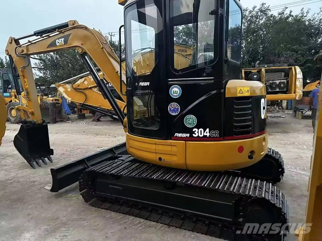 CAT 304 CR Мини екскаватори < 7 т