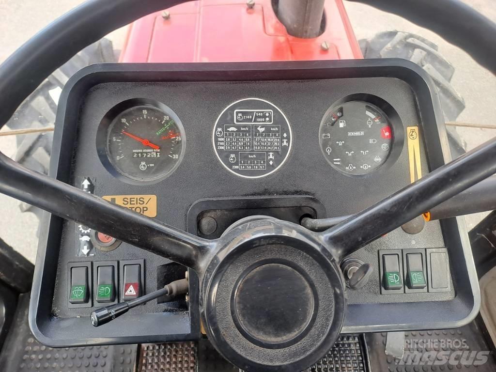 Case IH 685 XL Трактори