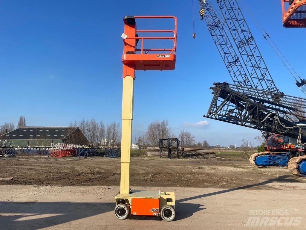 JLG 1230 ES Ножични работни платформи
