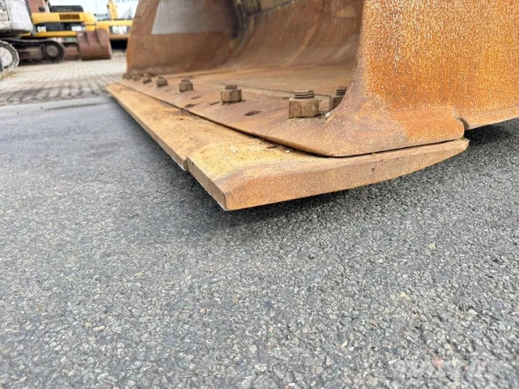 Volvo L150E Колесни товарачи