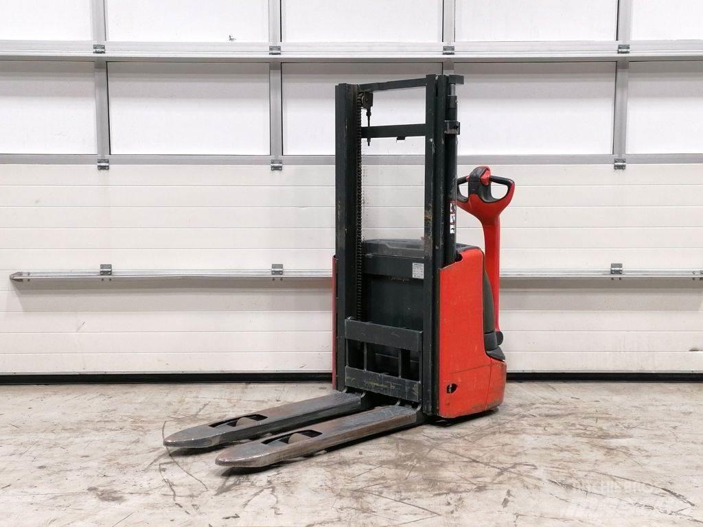 Linde L10B Колички високоповдигачи с теглич