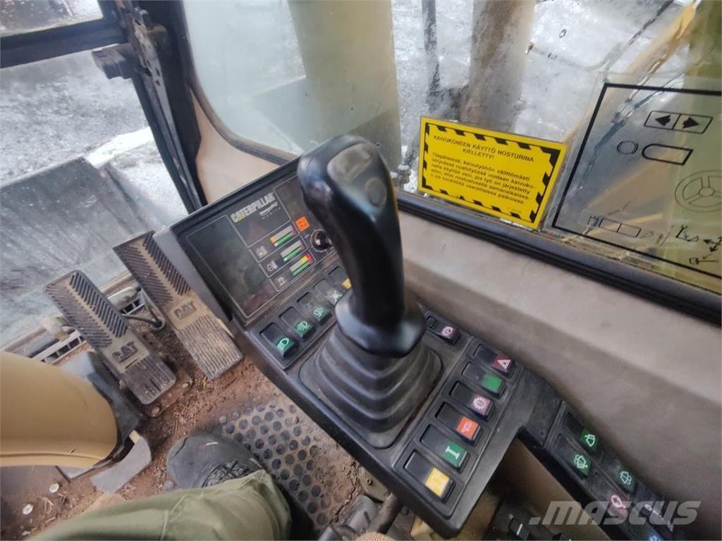 CAT M315 Колесни екскаватори