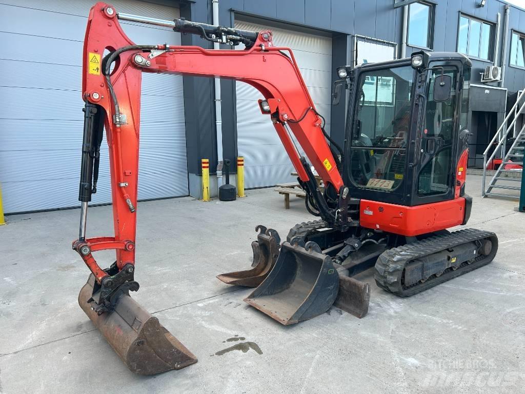 Kubota U 36-4 Мини екскаватори < 7 т